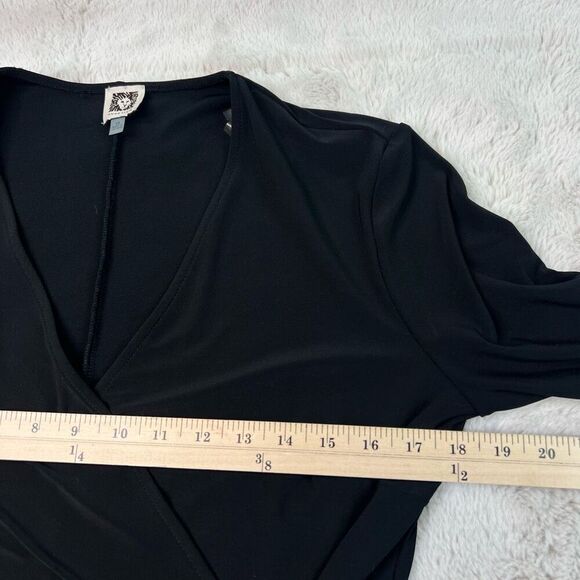 ANNE KLEIN BLACK JERSEY Faux Wrap Drape Sheath Dress Size 10 Deep Vneck Stretchy - Picture 7 of 13